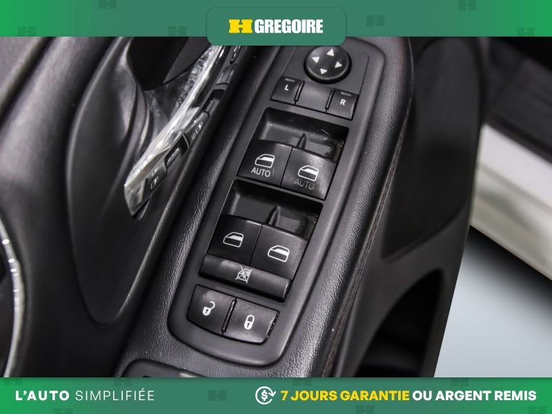 2020 Dodge GR Caravan White Laval - photo #17
