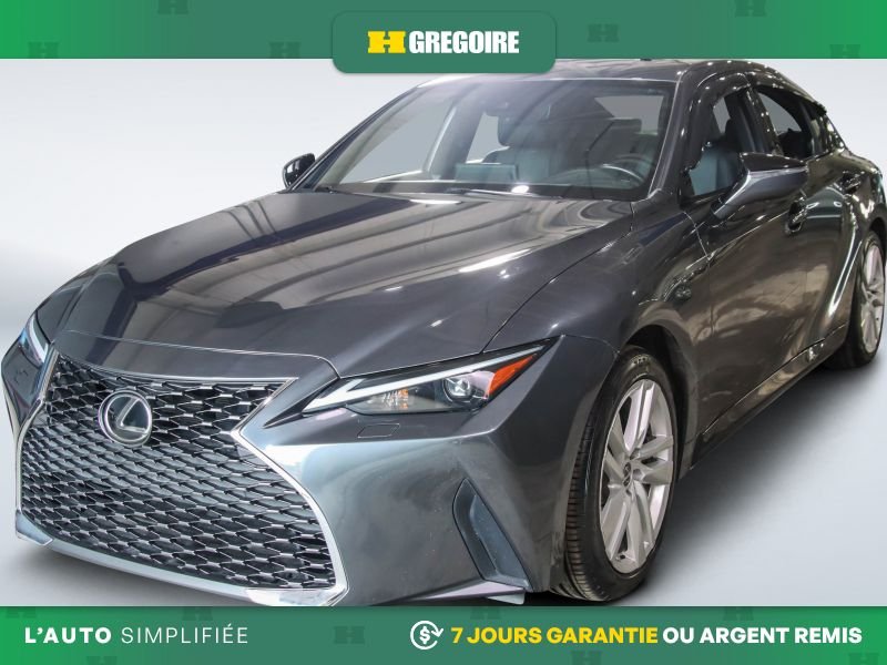 2022 Lexus IS 2022 Grey