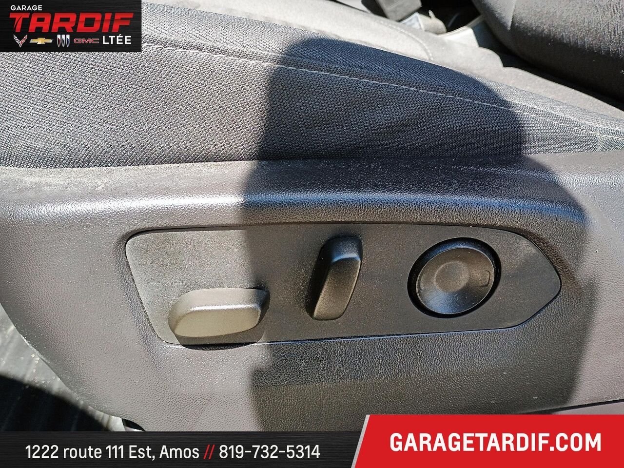 CHEVROLET Silverado 1500 2024 Gris Mont-Laurier - photo #17