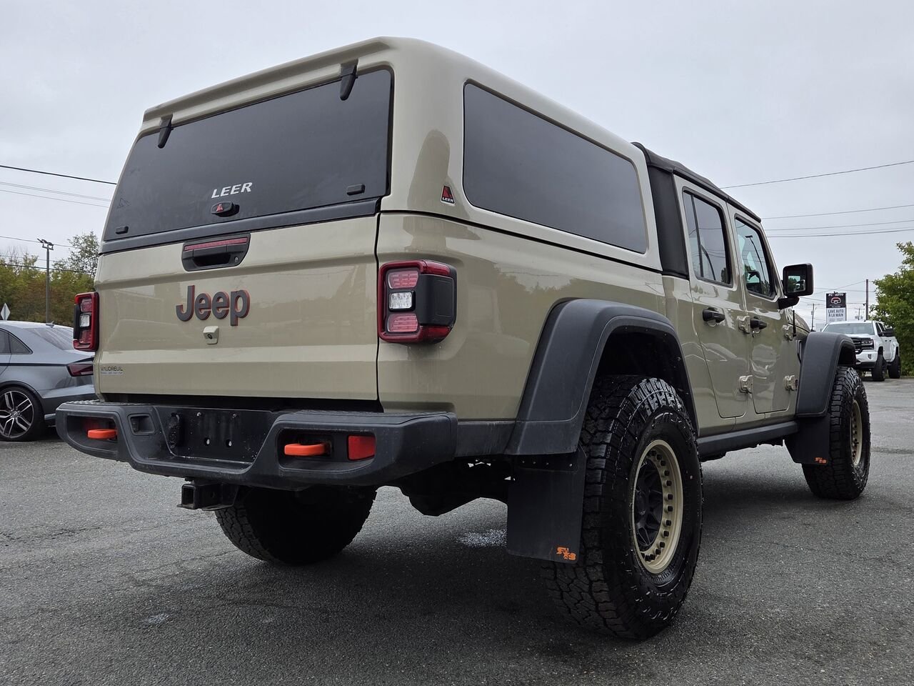Jeep Gladiator Mojave 2022 Beige Granby - photo #6