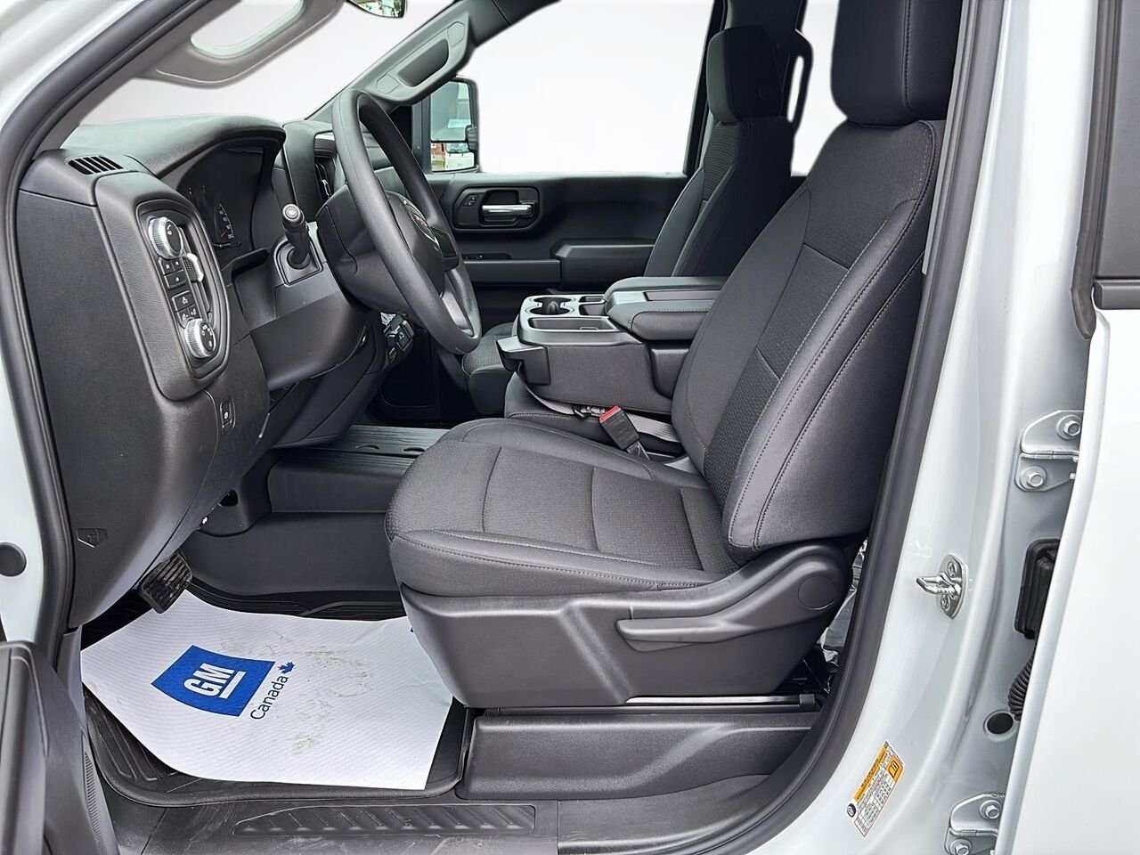 GMC Sierra 2500HD Pro cabine multiplace 4RM 159 po 2026 BLANC SOMMET Saint-Hyacinthe - photo #7