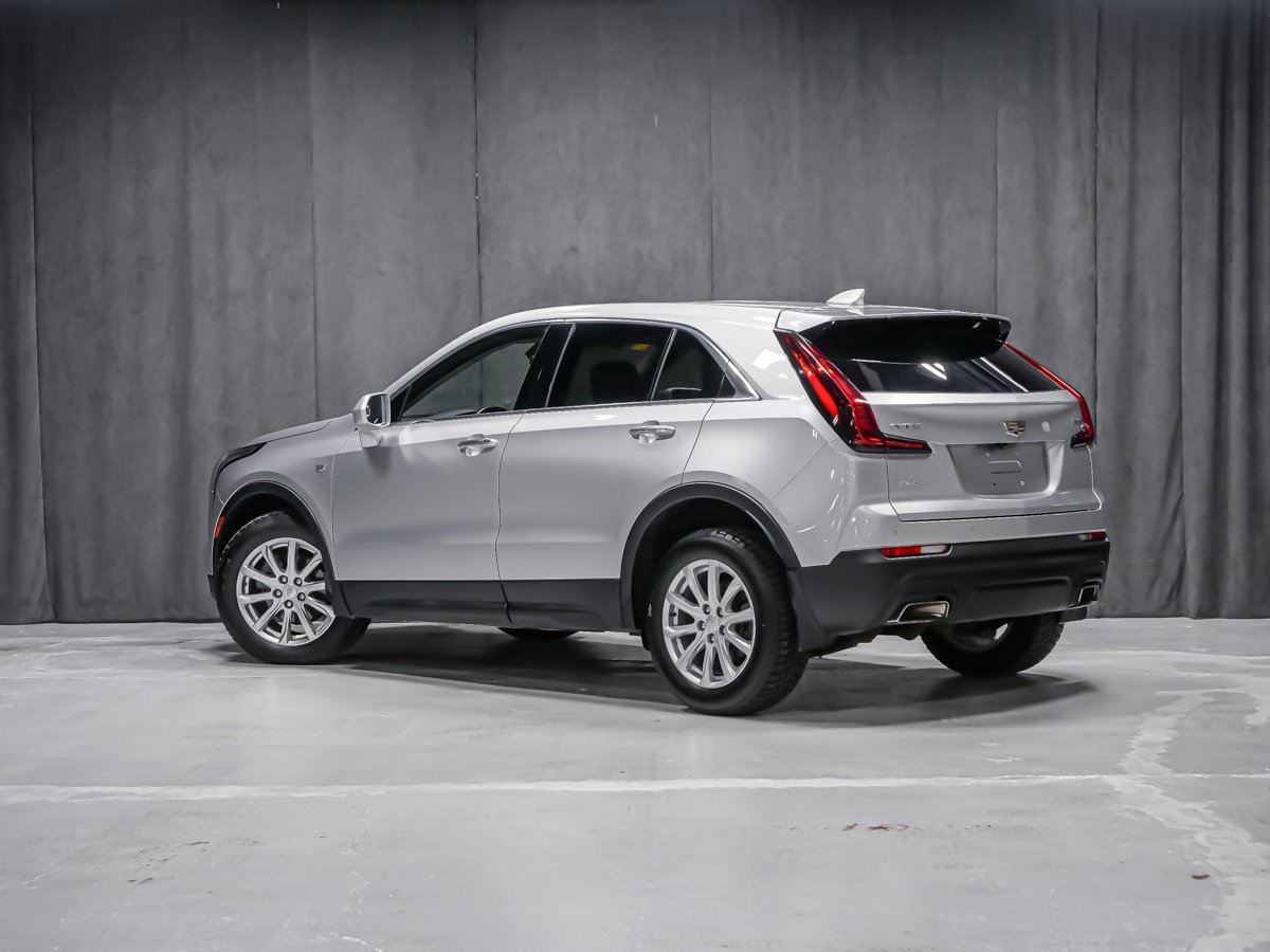 2020 Cadillac XT4 AWD LUXURY 2 SET DE PNEUS APPLE CAR PLAY Silver Montreal - photo #3