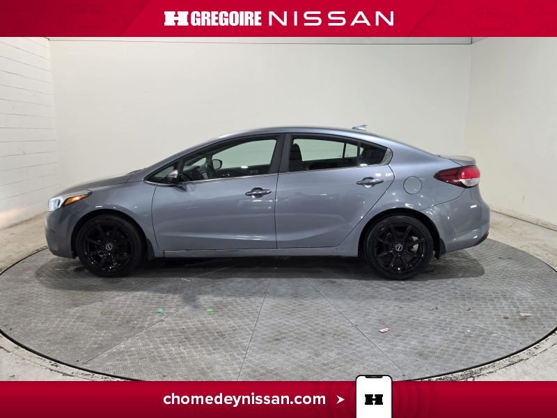 Kia Forte 2017 Gris Blainville - photo #4