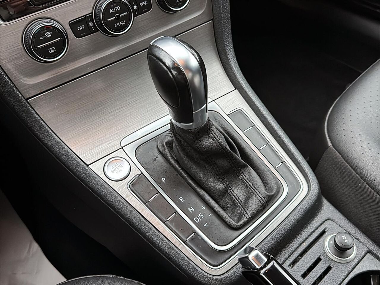 VOLKSWAGEN GOLF TRENDLINE 2016 Gris Saint-Hyacinthe - photo #14