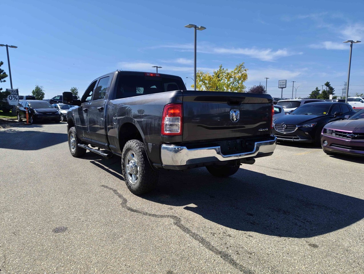 2024 Ram 3500 Tradesman 4x4 Crew Cab 6'4 Box Grey Sherwood Park - photo #4