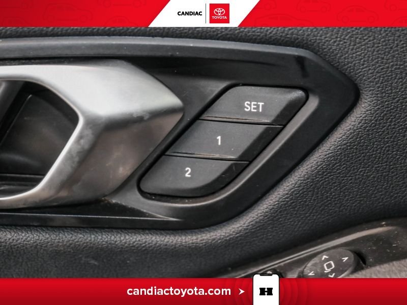 BMW 330I TA04269 | 330i xDrive AWD - CUIR - TOIT OUVRANT 2020 Noir Laval - photo #17