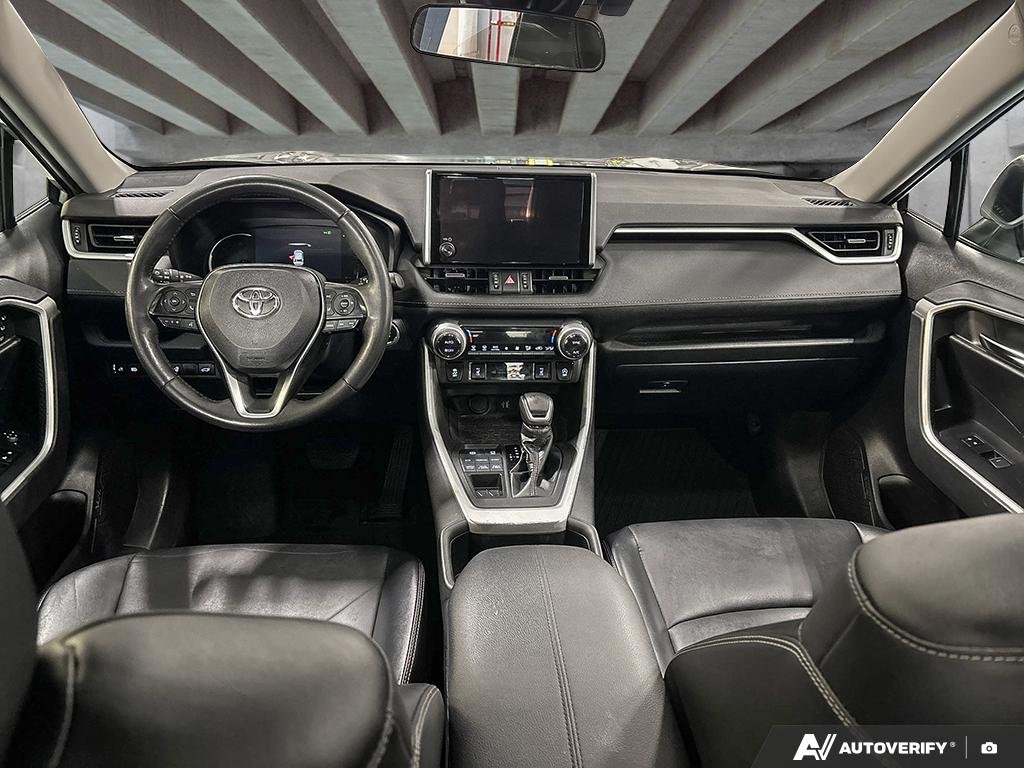 2023 Toyota RAV4 2602495A | XLE Silver Edmonton - photo #24