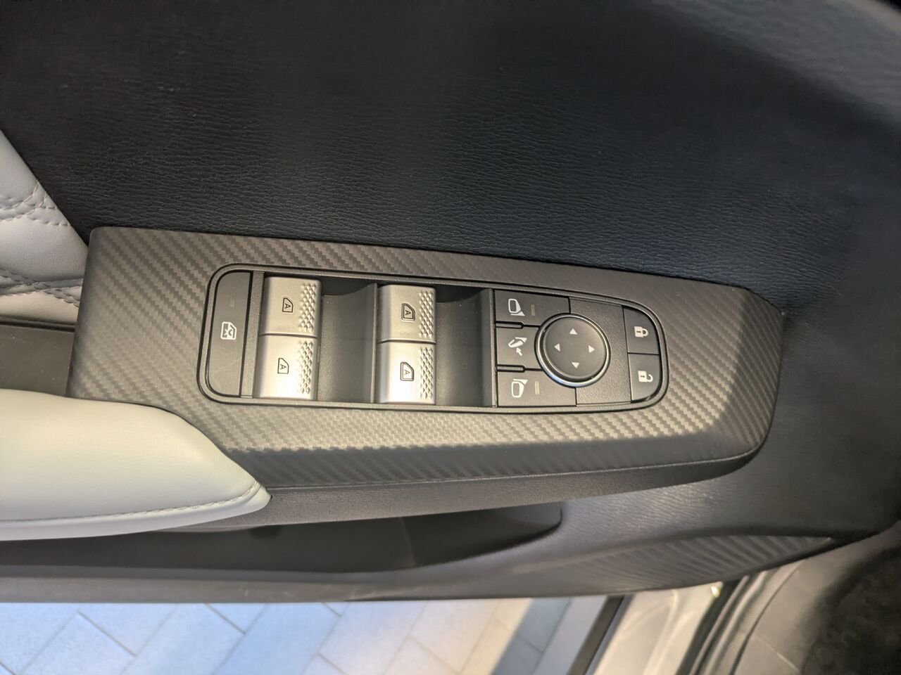 2023 Mitsubishi Outlander Grey Gatineau - photo #5