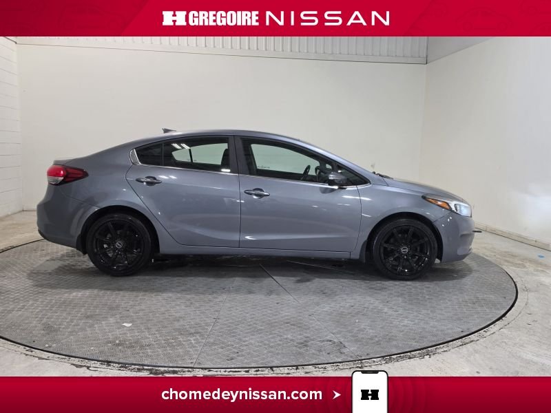Kia Forte 2017 Gris Blainville - photo #10
