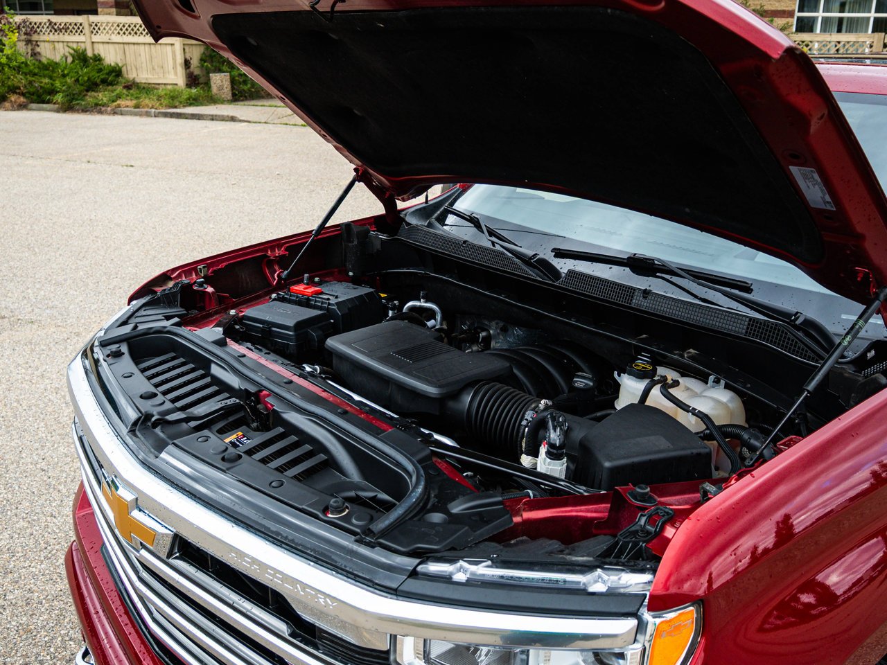 2024 Chevrolet Silverado 1500 4WD Crew Cab 147 High Country Red Sherwood Park - photo #4