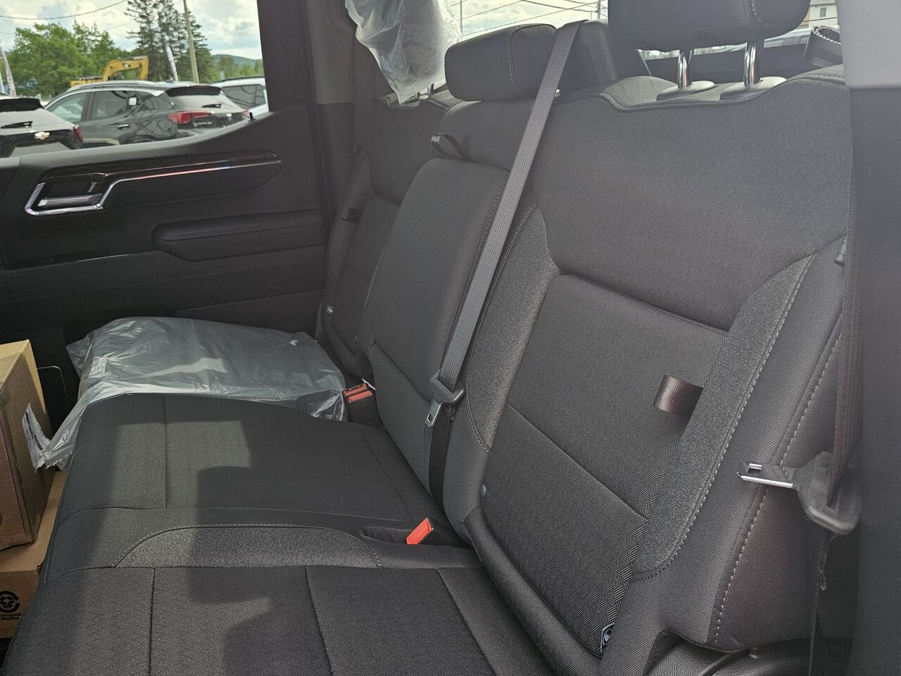 GMC Sierra 1500 Elevation cabine multiplace 4RM 157 po 2026 Blanc sommet Thetford Mines - photo #17
