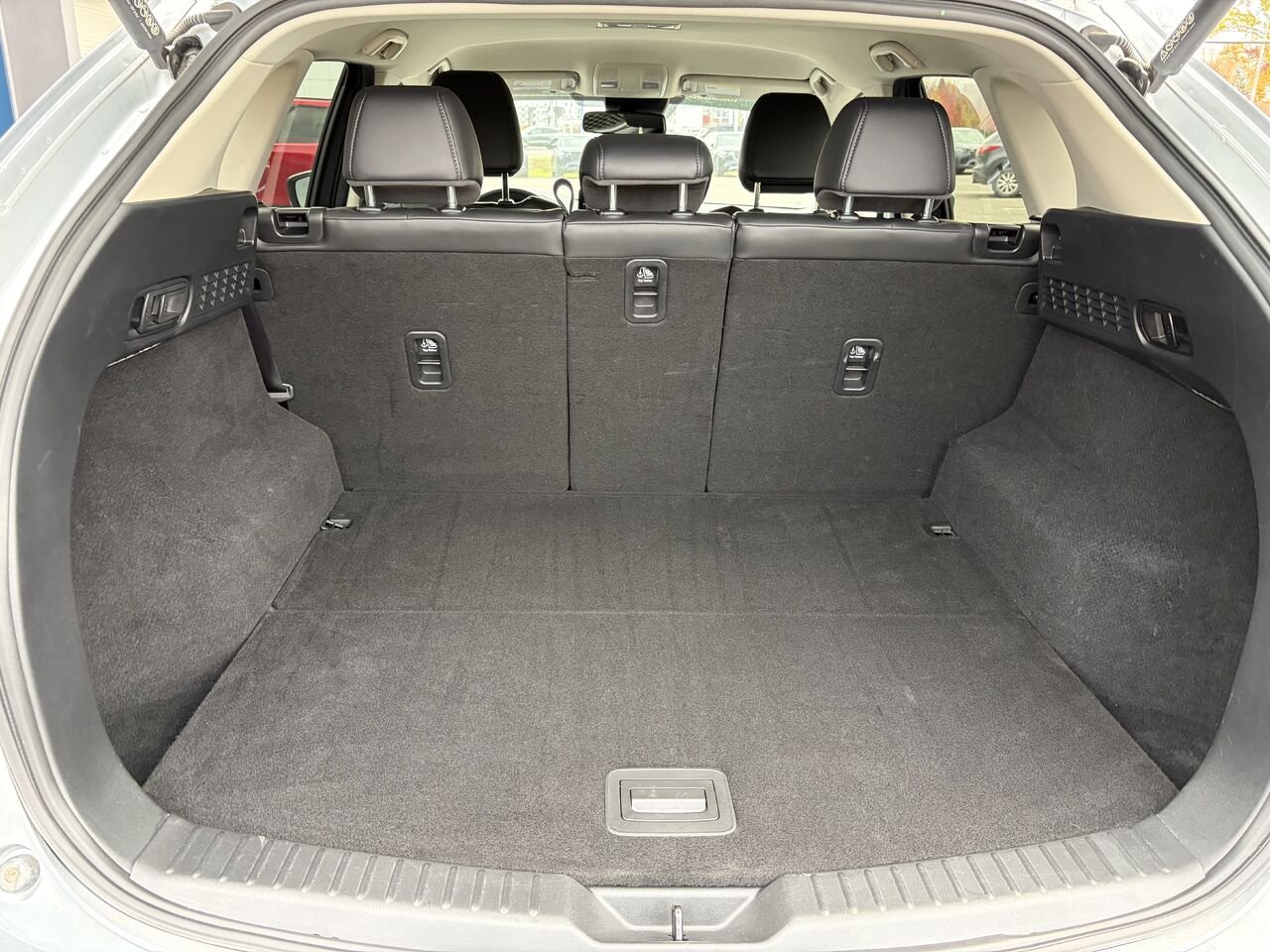 2023 Mazda CX-5 GS TI Silver Montmagny - photo #7