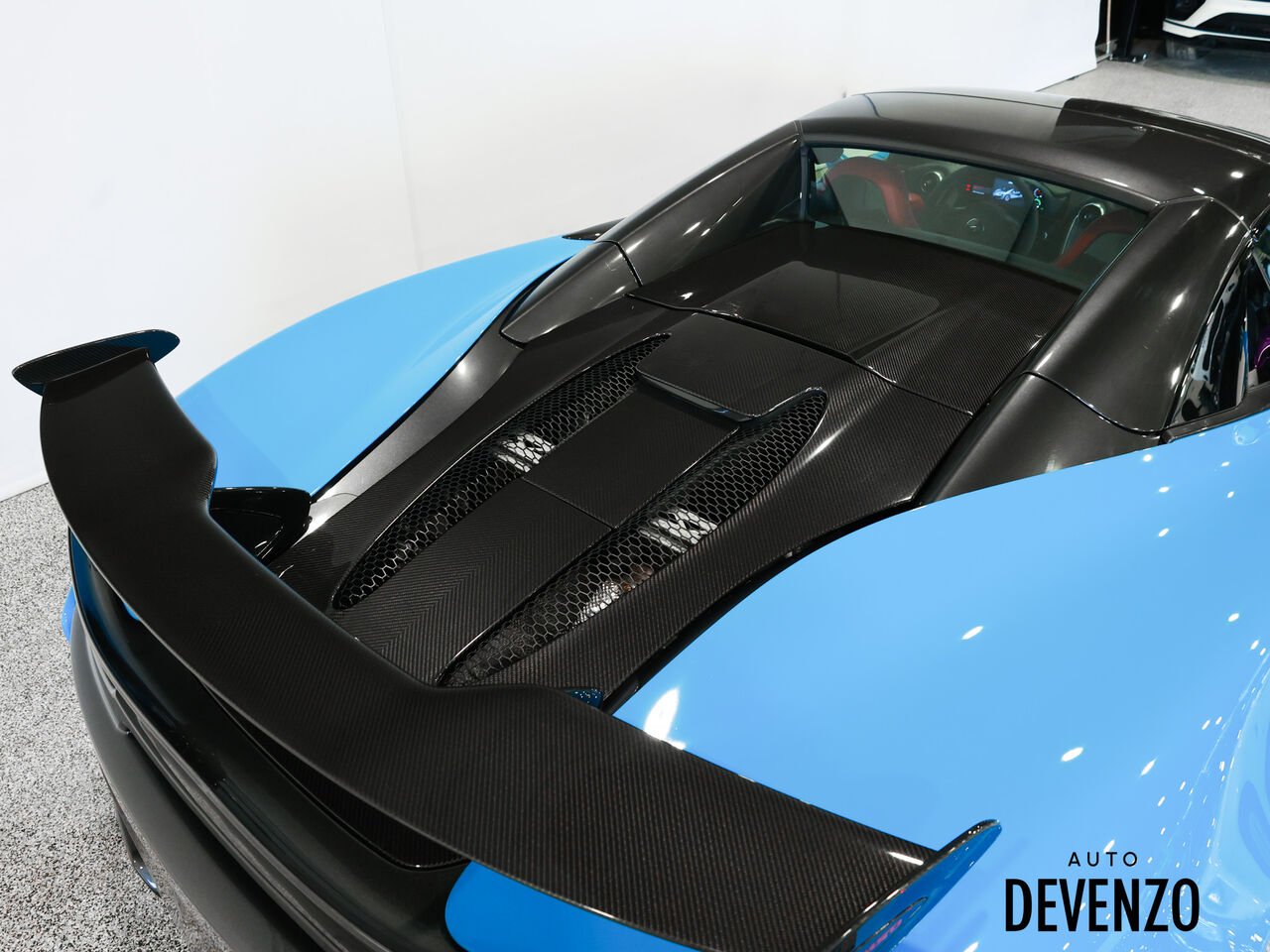 2019 McLaren 570s Blue Saint-Eustache - photo #4