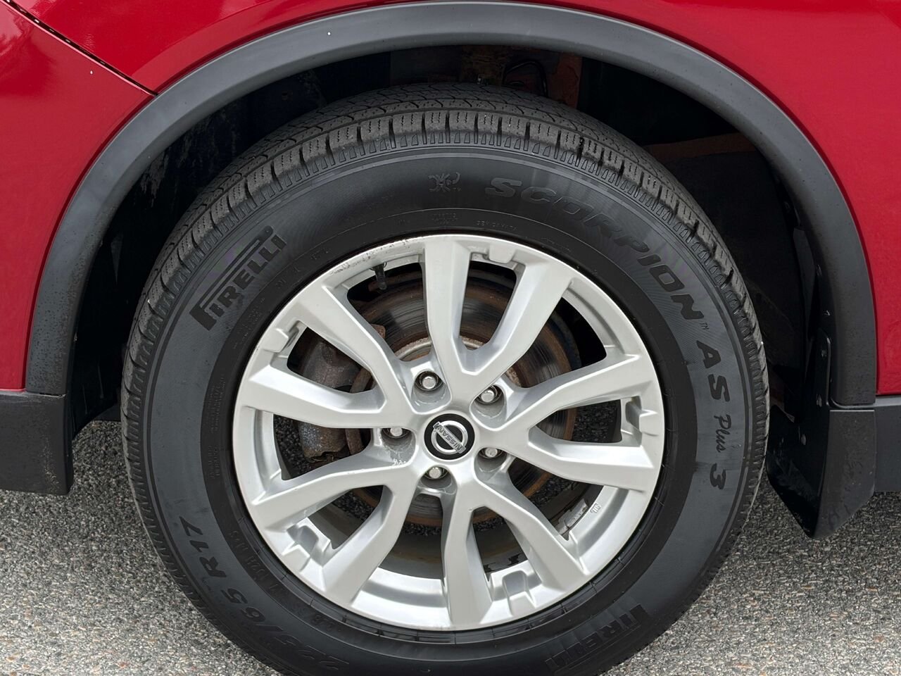 2017 Nissan Rogue SV Red Gatineau - photo #8