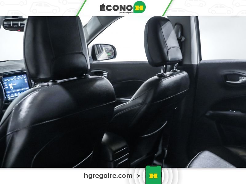 2019 Jeep Compass White Saint-Eustache - photo #18