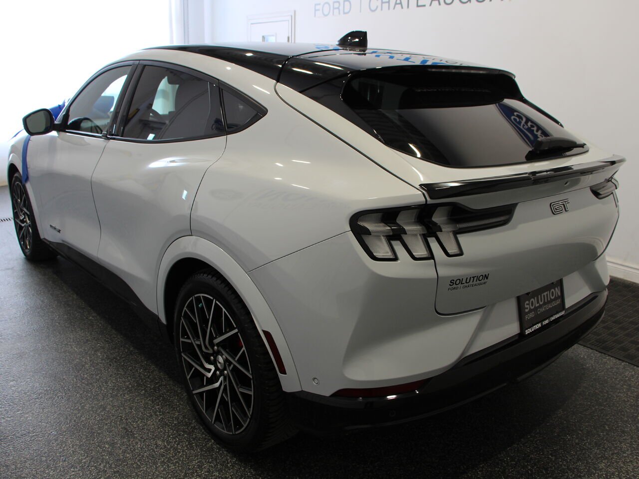 2022 Ford Mustang Mach-E GT MACH-E GT White Châteauguay - photo #4