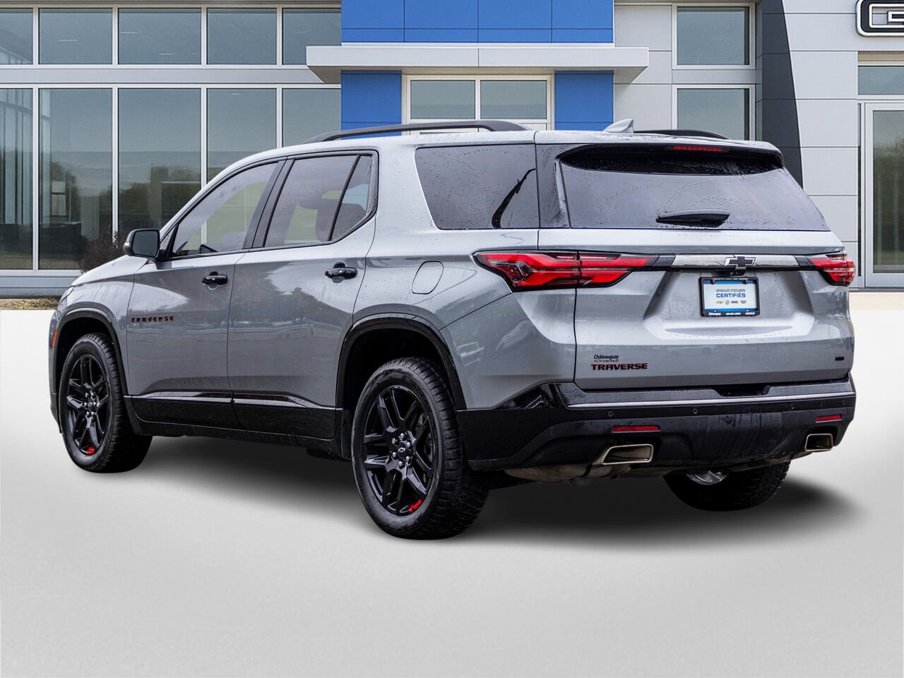 Chevrolet Traverse PREMIER EDITION REDLINE 2023 Gris Châteauguay - photo #3