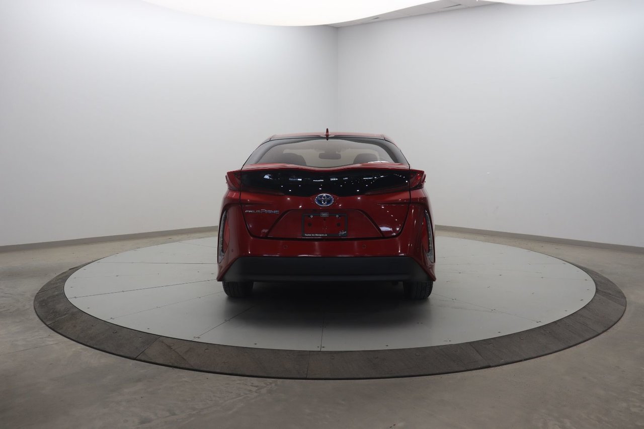 2018 Toyota Prius Prime ROUGE Red Baie-Comeau - photo #4