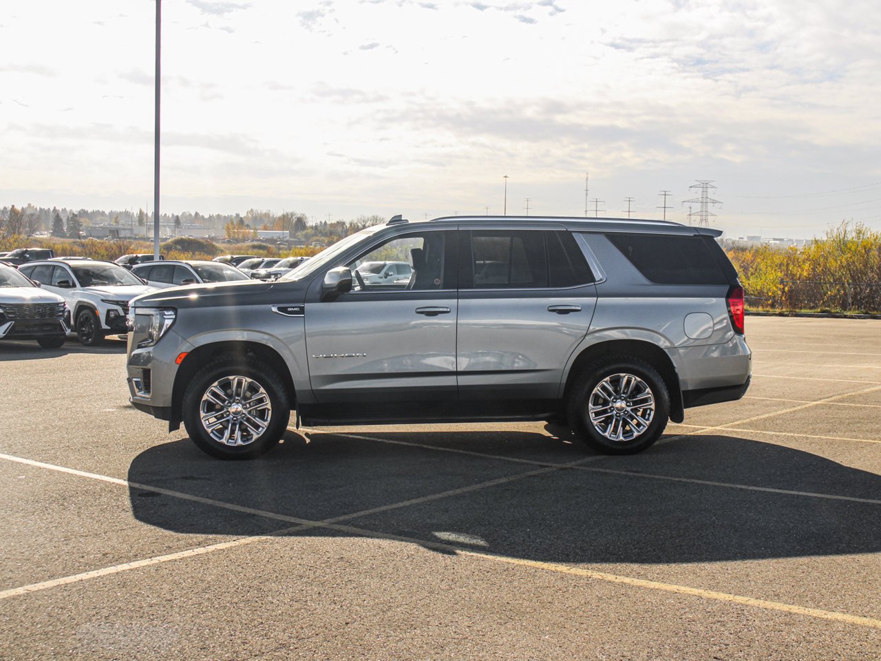 2023 GMC Yukon 4WD 4dr SLE Grey Sherwood Park - photo #4