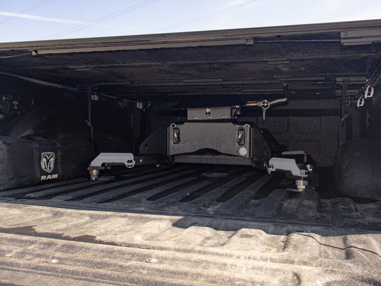 2022 Ram 3500 Limited 4x4 Crew Cab 6'4 Box White Sherwood Park - photo #10