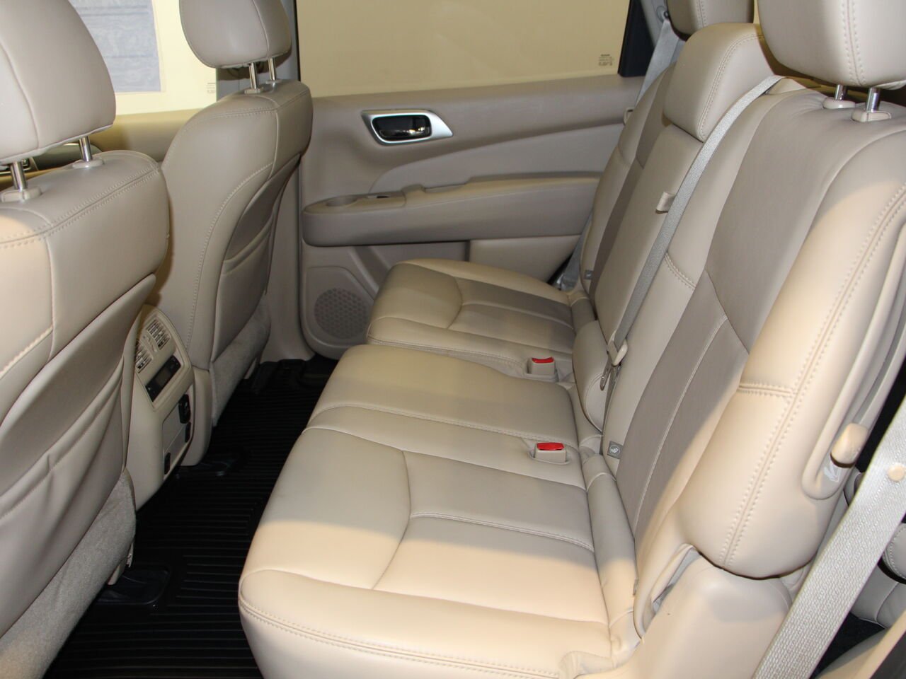 2017 Nissan Pathfinder 4 roues motrices 4 portes SL Blue Châteauguay - photo #9