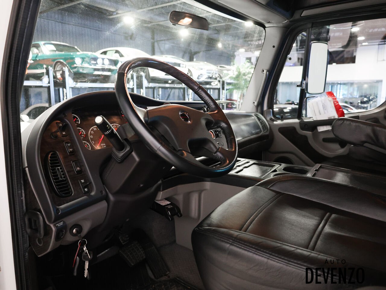 Freightliner Sportchassis 2013 Blanc Saint-Eustache - photo #11