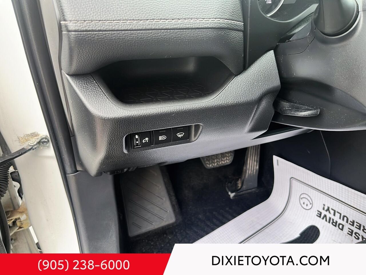 2022 Toyota RAV4 LE AWD / CLEAN CARFAX / HEATED SEATS / TOYOTA SAFETY SENSE / CARPLAY AND ANDROID AUTO White Mississauga - photo #11