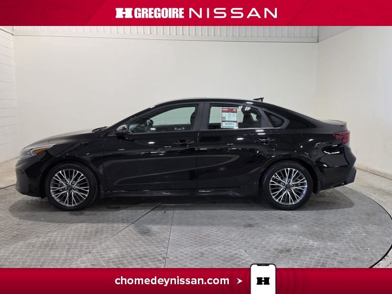 Kia Forte CP7325 | GT-Line Cuir * Toit * Mag * Carplay * 2024 Noir Laval - photo #4