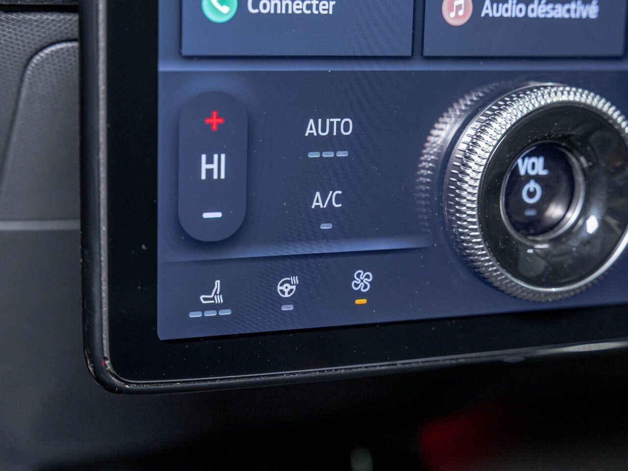 2025 Ford Mustang Mach-E PREMIER EAWD *NAV* REG ADAPT CARPLAY SIÈGES CHAUFF Blue Saint-Jérôme - photo #16