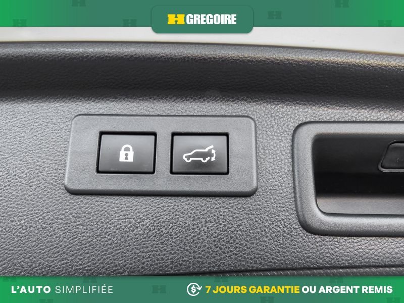 2019 Subaru Forester White Blainville - photo #34