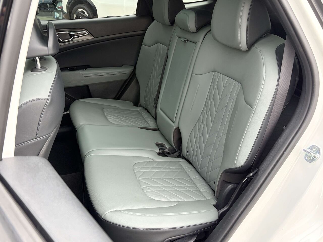 Kia Sportage 2023 Blanc Gatineau - photo #17
