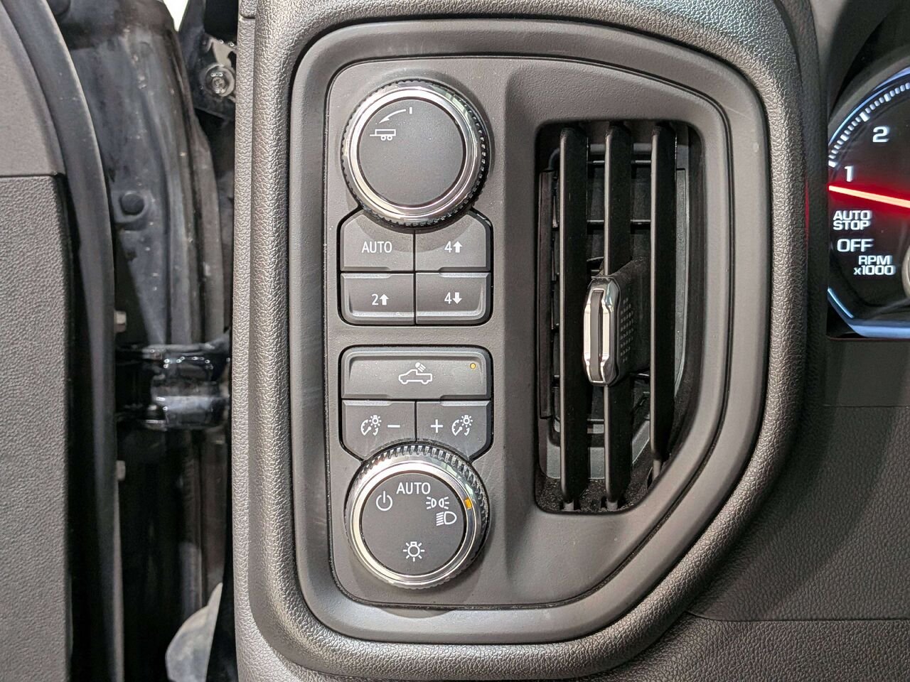2024 GMC Sierra 1500 4WD Crew Cab 157" Pro Black Val-David - photo #28