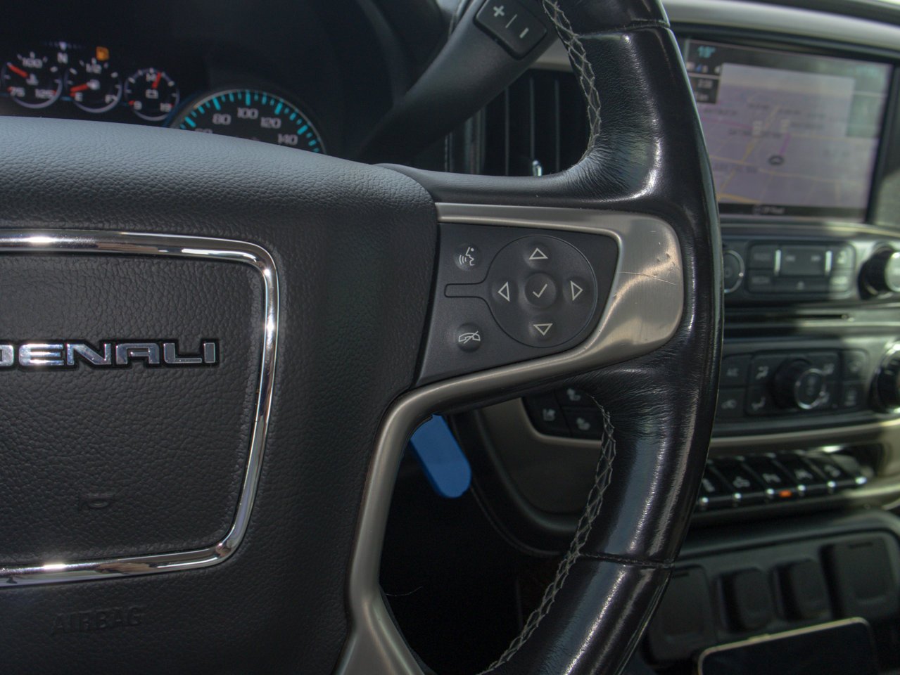 2018 GMC Sierra 1500 4WD Crew Cab 143.5 Denali Black Sherwood Park - photo #25