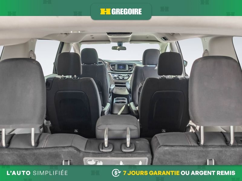 Chrysler Pacifica 2019 Gris Laval - photo #22