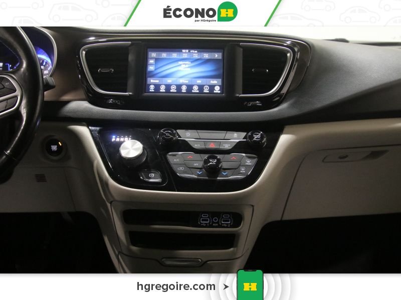2021 Chrysler Grand Caravan Black Blainville - photo #18