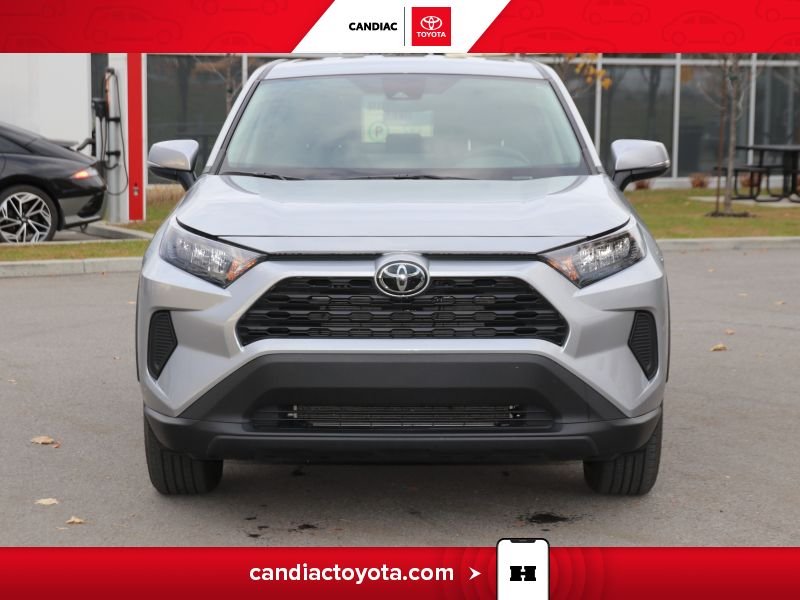 2025 Toyota Rav 4 Silver Laval - photo #2