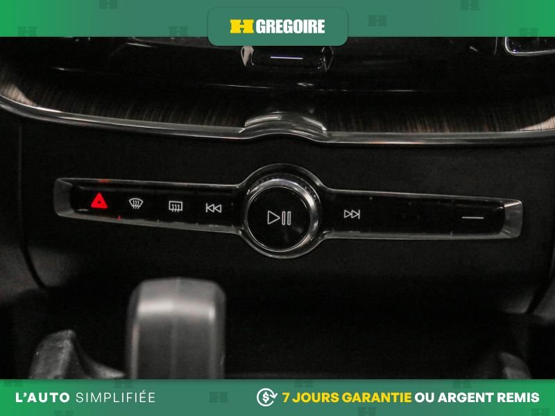 Volvo XC60 822801 | Plus Dark Theme AWD AUTO AC CUIR TOIT NAV MAGS CAM 2023 Gris Laval - photo #23
