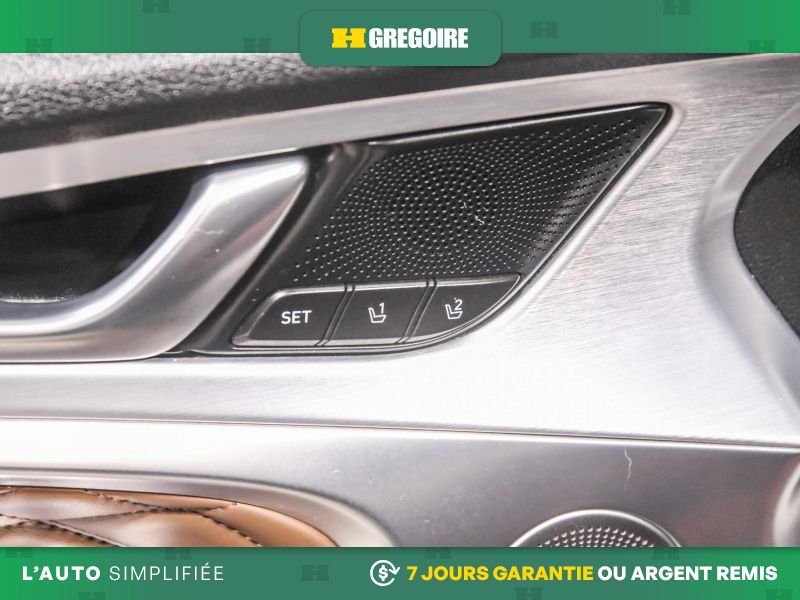 2020 Genesis G70 Green Blainville - photo #16