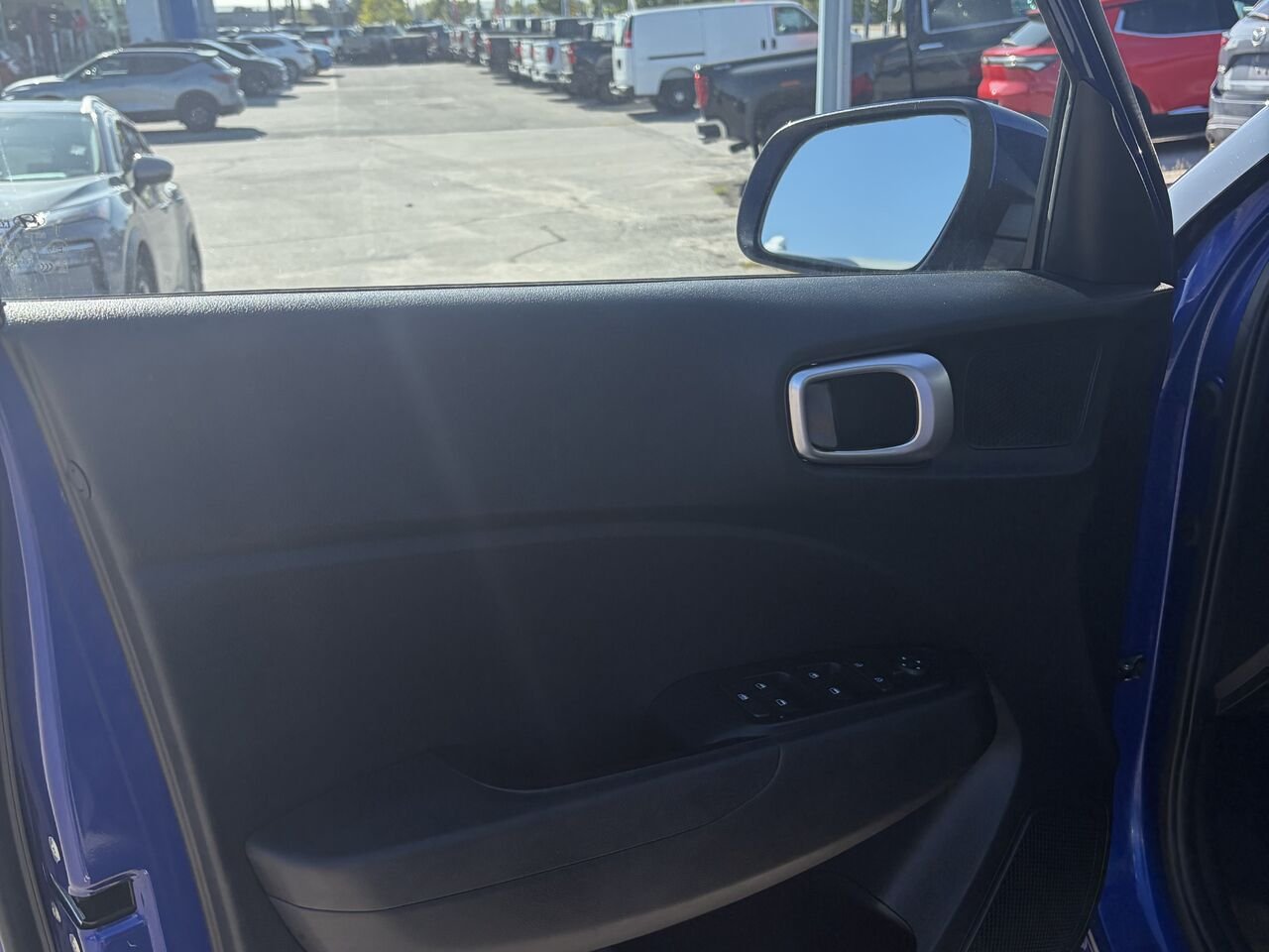 2021 HYUNDAI VENUE SE Essential IVT Blue Gatineau - photo #1