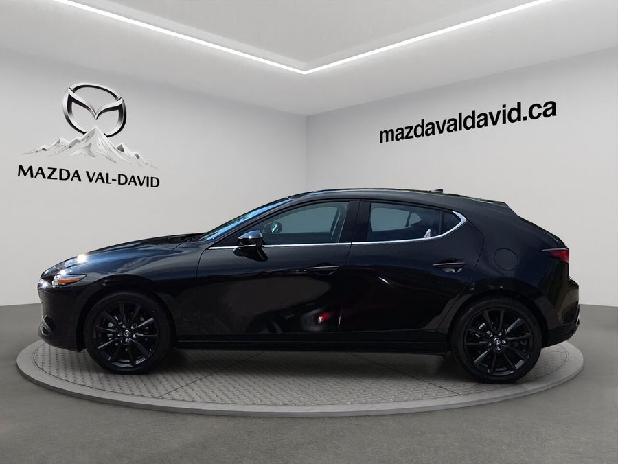 2026 Mazda Mazda3 Sport GT avec moteur turbo BA TI i-ACTIV Jet Black Mica