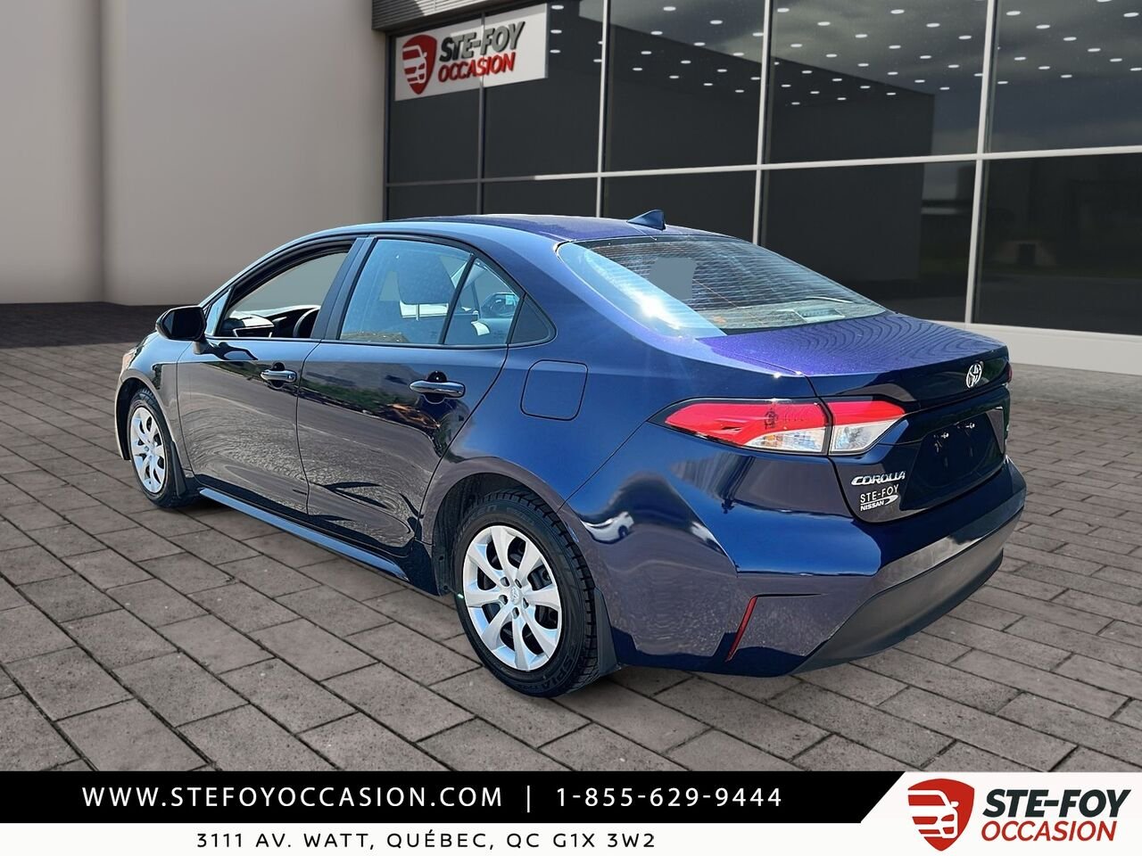 2026 Toyota Corolla LE Blue Québec - photo #6