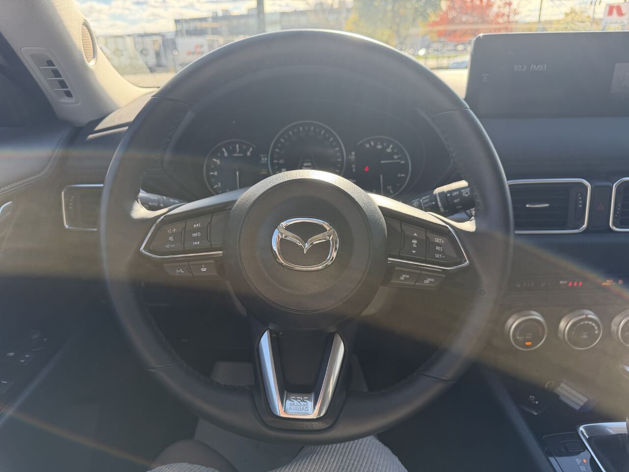 2023 Mazda CX-5 White Ste-Marie - photo #7