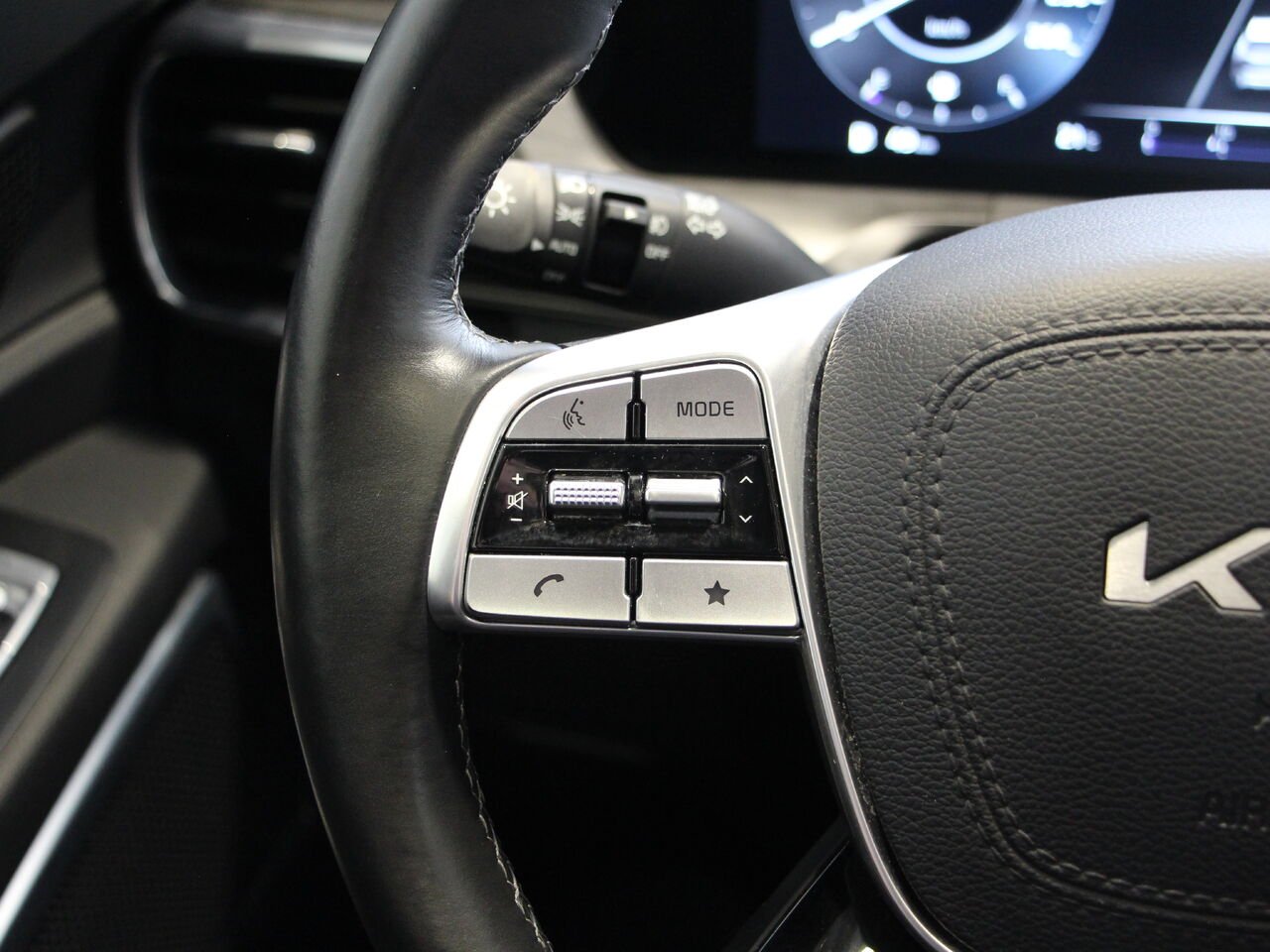 Kia Telluride X-Pro TI 2023 Noir Châteauguay - photo #18