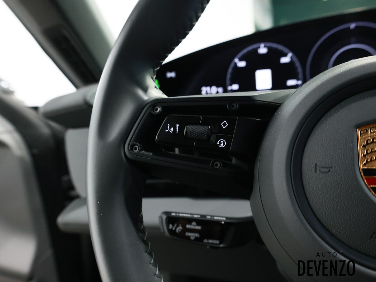 Porsche Taycan 2022 Gris Saint-Eustache - photo #13