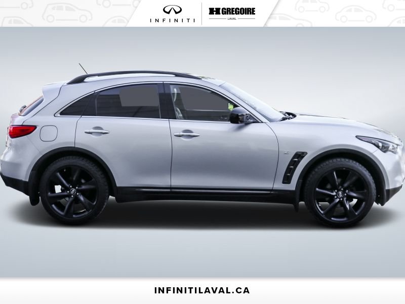 2017 Infiniti QX70 Saint-Eustache - photo #10