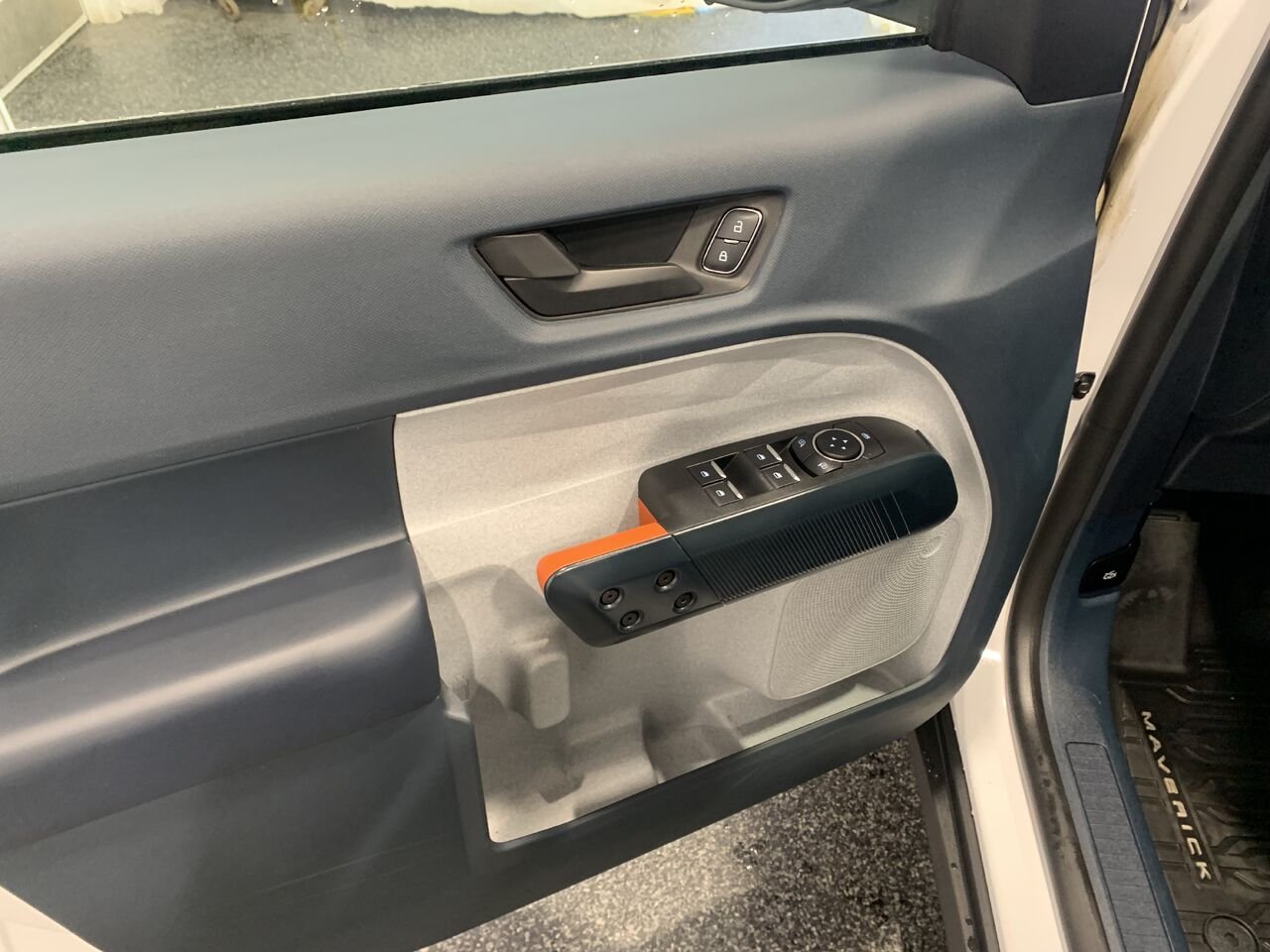 2023 Ford Maverick XLT TI SuperCrew White Châteauguay - photo #25