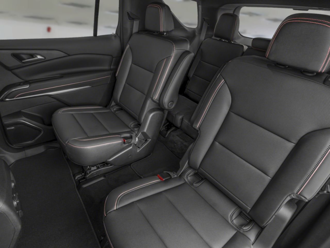 2027 CHEVROLET Traverse Z71 4 portes TI Sterling Grey Metallic Amos - photo #5