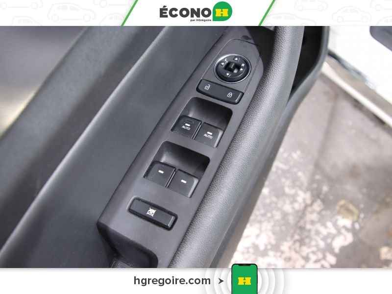 Hyundai Sonata 822298 | 2.4L SPORT TECH AUTO A/C GR ELECT MAGS 2016 Blanc Laval - photo #14