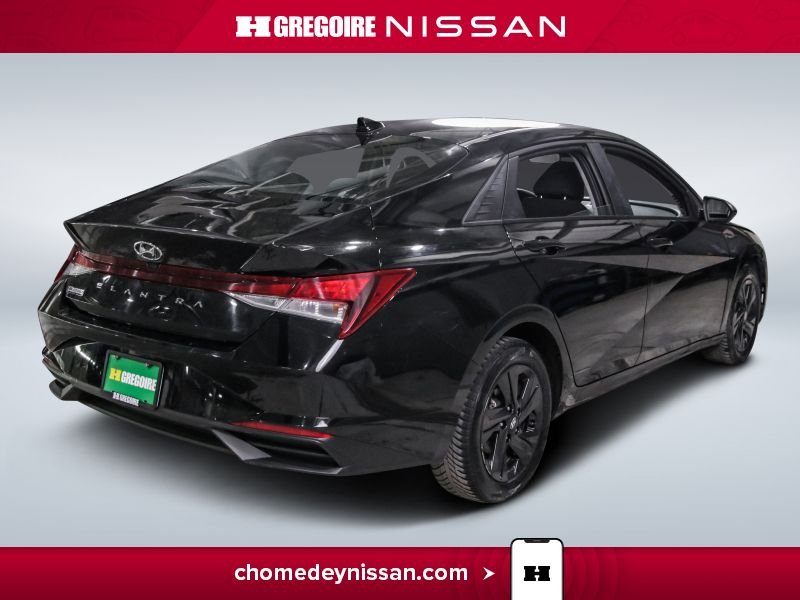 2023 Hyundai Elantra Black Laval - photo #7
