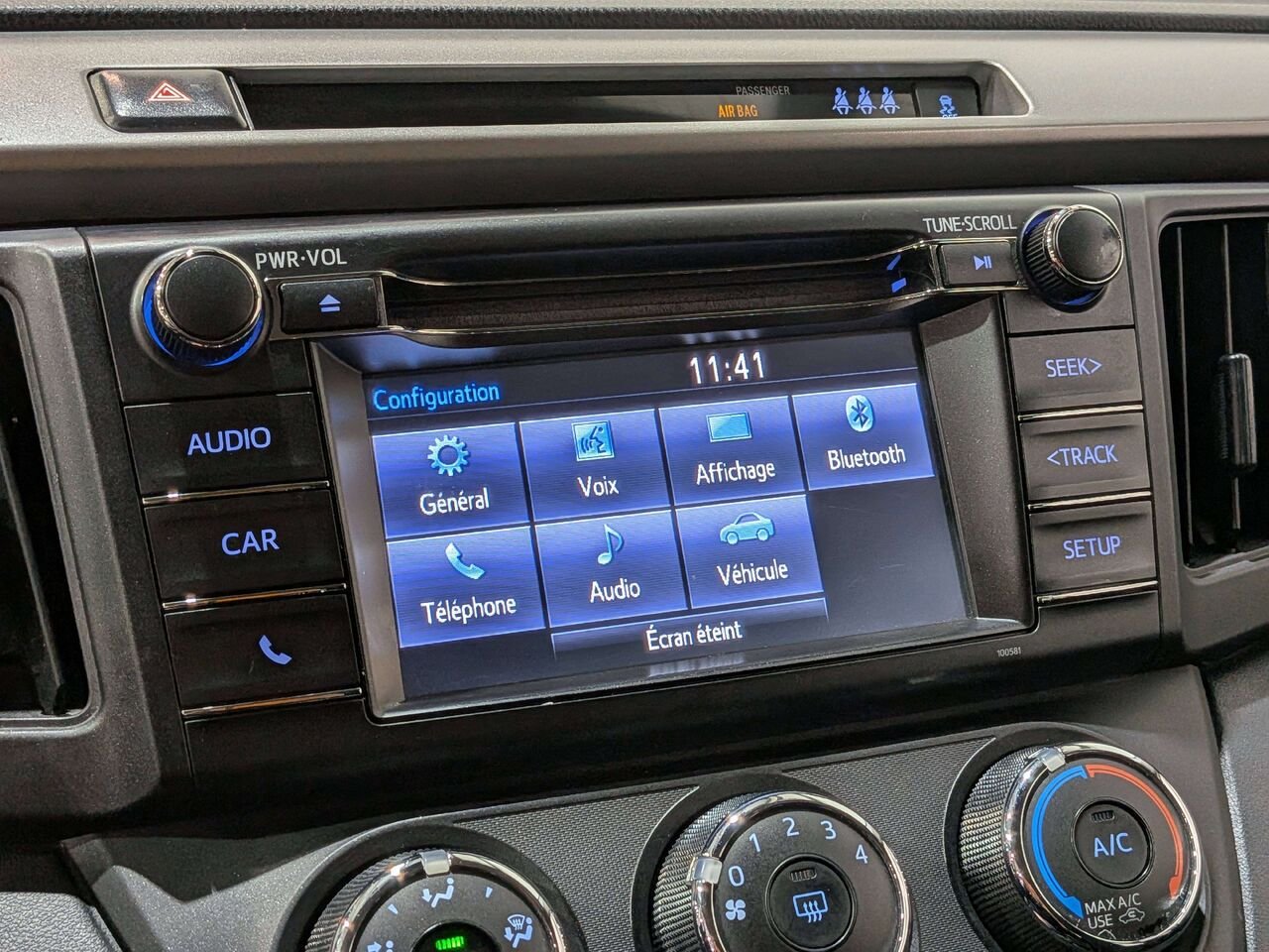 2018 Toyota RAV4 FWD LE Grey Val-David - photo #19